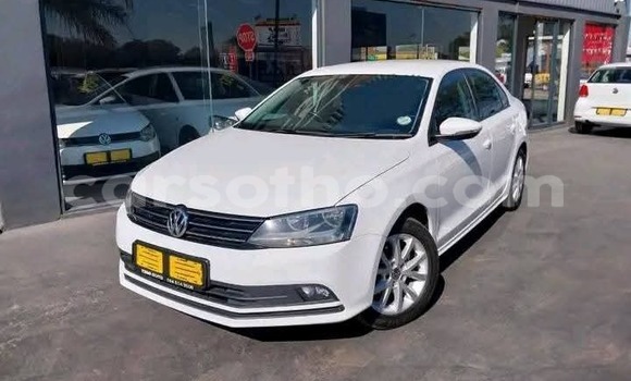 اشتري مستعمل Volkswagen Polo White سيارة في Maseru في Maseru