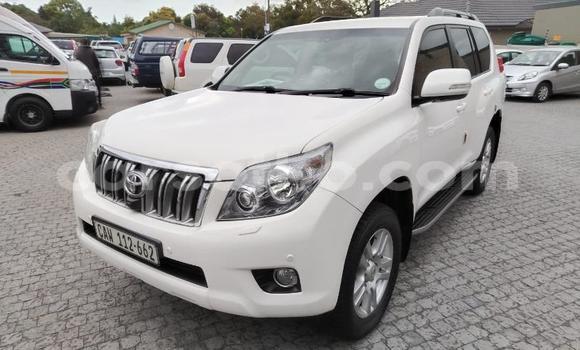 اشتري مستعمل Toyota Land Cruiser Prado White سيارة في Maseru في Maseru اشتري مستعمل Toyota Land Cruiser Prado White سيارة في Maseru في Maseru