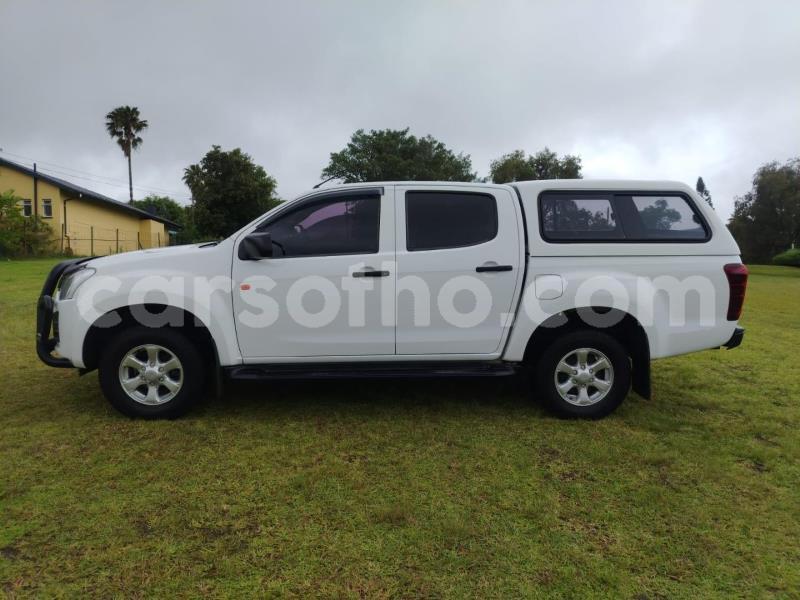 Big with watermark isuzu kb maseru maseru 30827