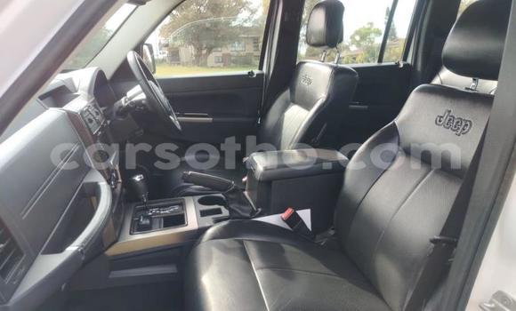 اشتري مستعمل Jeep Cherokee White سيارة في Maseru في Maseru اشتري مستعمل Jeep Cherokee White سيارة في Maseru في Maseru
