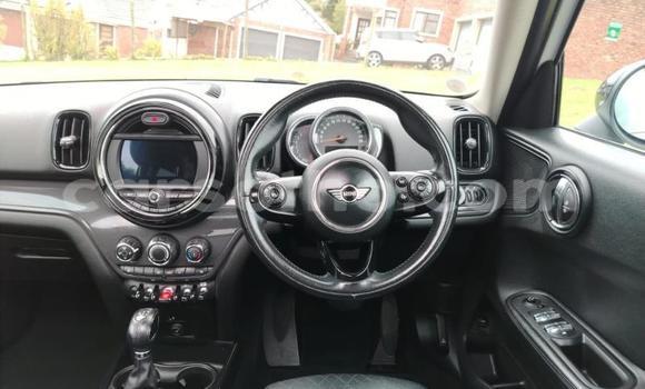 Sayi Na hannu Mini Countryman White Mota in Maseru a Maseru Sayi Na hannu Mini Countryman White Mota in Maseru a Maseru