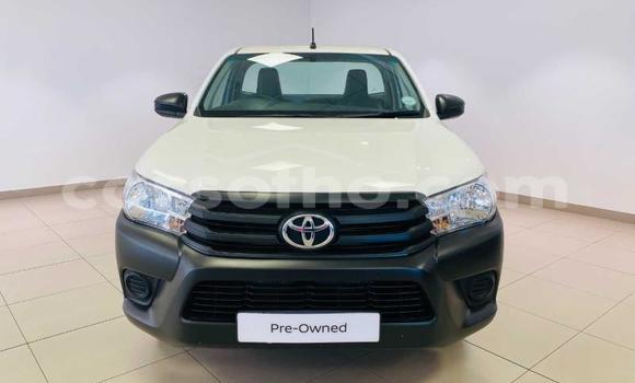 اشتري مستعمل Toyota Hilux White سيارة في Maseru في Maseru اشتري مستعمل Toyota Hilux White سيارة في Maseru في Maseru