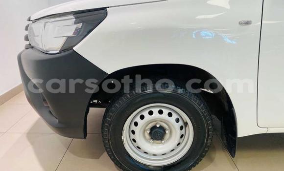اشتري مستعمل Toyota Hilux White سيارة في Maseru في Maseru اشتري مستعمل Toyota Hilux White سيارة في Maseru في Maseru
