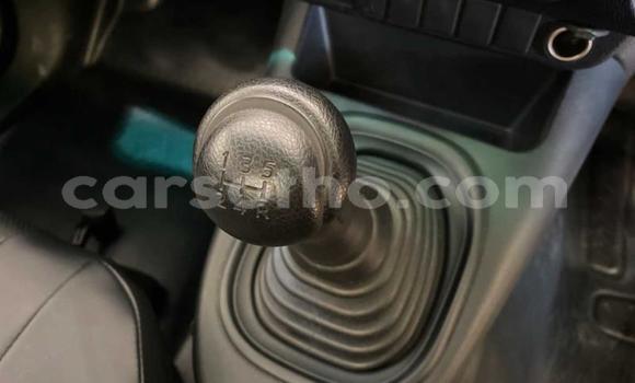 اشتري مستعمل Toyota Hilux White سيارة في Maseru في Maseru اشتري مستعمل Toyota Hilux White سيارة في Maseru في Maseru