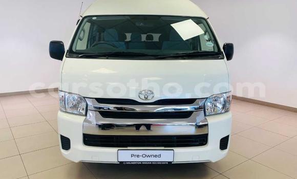 Buy Used Toyota Hiace White Car in Maseru in Maseru
