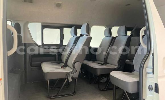Sayi Na hannu Toyota Hiace White Mota in Maseru a Maseru Sayi Na hannu Toyota Hiace White Mota in Maseru a Maseru