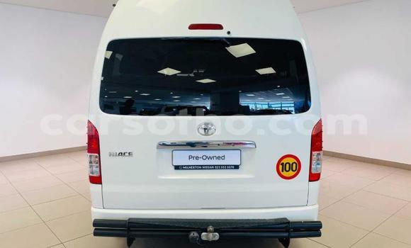 Sayi Na hannu Toyota Hiace White Mota in Maseru a Maseru Sayi Na hannu Toyota Hiace White Mota in Maseru a Maseru