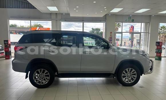 اشتري مستعمل Toyota Fortuner Silver سيارة في Maseru في Maseru اشتري مستعمل Toyota Fortuner Silver سيارة في Maseru في Maseru