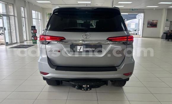 اشتري مستعمل Toyota Fortuner Silver سيارة في Maseru في Maseru اشتري مستعمل Toyota Fortuner Silver سيارة في Maseru في Maseru