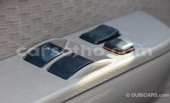 Sayi Imported Toyota Land Cruiser Beige Mota in Import - Dubai a Maseru Sayi Imported Toyota Land Cruiser Beige Mota in Import - Dubai a Maseru