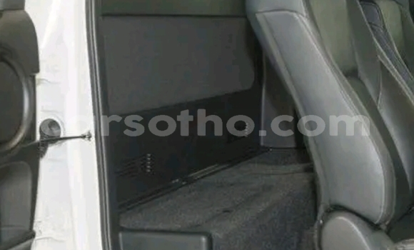 Acheter Occasion Voiture Toyota Hilux Blanc à Maseru, Maseru Acheter Occasion Voiture Toyota Hilux Blanc à Maseru, Maseru