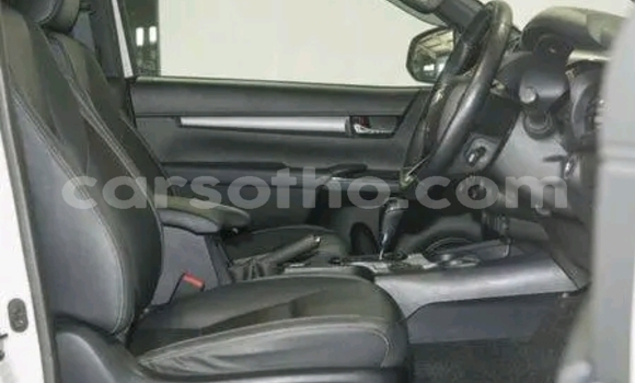 Acheter Occasion Voiture Toyota Hilux Blanc à Maseru, Maseru Acheter Occasion Voiture Toyota Hilux Blanc à Maseru, Maseru
