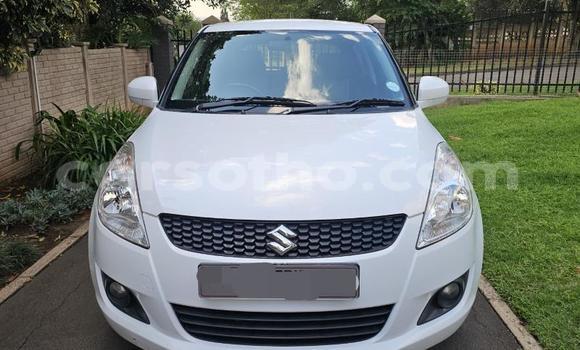 اشتري مستعمل Suzuki Swift White سيارة في Maseru في Maseru اشتري مستعمل Suzuki Swift White سيارة في Maseru في Maseru