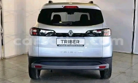 Acheter Occasion Voiture Renault 4CV Blanc à Maseru, Maseru Acheter Occasion Voiture Renault 4CV Blanc à Maseru, Maseru