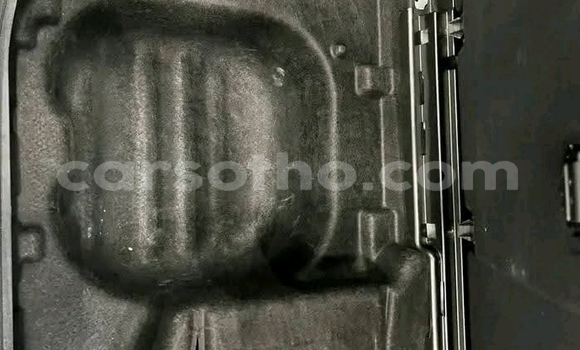 Acheter Occasion Voiture Mercedes-Benz C–Class Gris à Maseru, Maseru Acheter Occasion Voiture Mercedes-Benz C–Class Gris à Maseru, Maseru