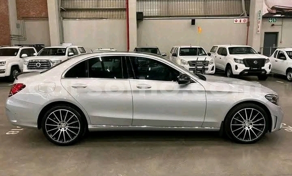 Acheter Occasion Voiture Mercedes-Benz C–Class Gris à Maseru, Maseru Acheter Occasion Voiture Mercedes-Benz C–Class Gris à Maseru, Maseru
