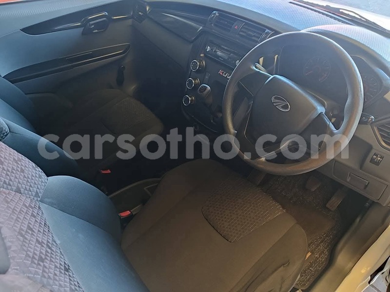 Big with watermark mahindra cl maseru maseru 30854