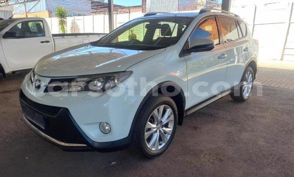 Acheter Occasion Voiture Toyota RAV4 Blanc à Maseru, Maseru Acheter Occasion Voiture Toyota RAV4 Blanc à Maseru, Maseru