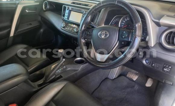 Acheter Occasion Voiture Toyota RAV4 Blanc à Maseru, Maseru Acheter Occasion Voiture Toyota RAV4 Blanc à Maseru, Maseru