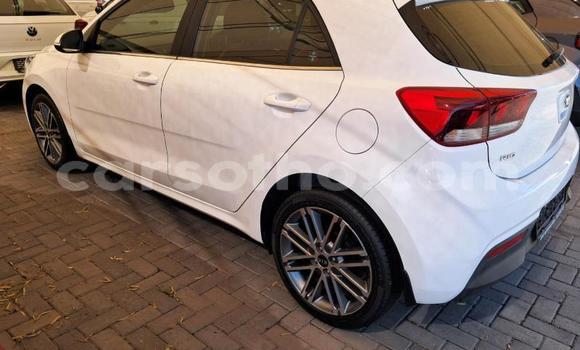 Buy Used Kia Rio White Car in Maseru in Maseru Buy Used Kia Rio White Car in Maseru in Maseru