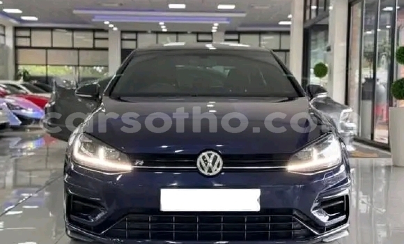 اشتري مستعمل Volkswagen Golf R Blue سيارة في Maseru في Maseru