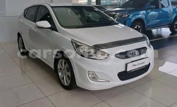 Buy Used Hyundai Accent White Car in Maseru in Maseru Buy Used Hyundai Accent White Car in Maseru in Maseru