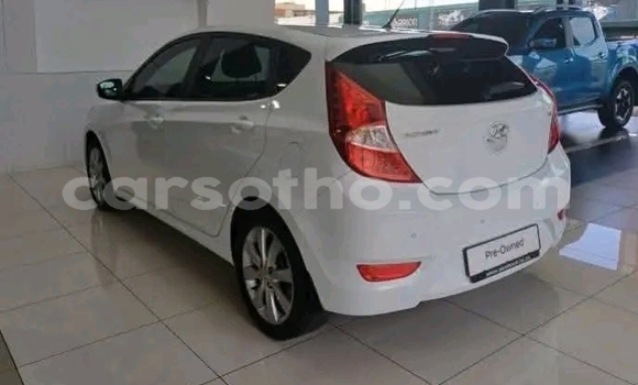 Buy Used Hyundai Accent White Car in Maseru in Maseru Buy Used Hyundai Accent White Car in Maseru in Maseru