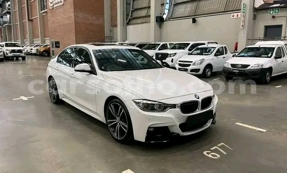 Acheter Occasion Voiture BMW 3–Series Blanc à Maseru, Maseru Acheter Occasion Voiture BMW 3–Series Blanc à Maseru, Maseru