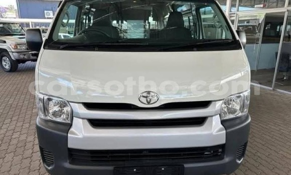 اشتري مستعمل Toyota Hiace White سيارة في Mafeteng في Mafeteng
