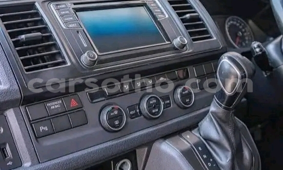 اشتري مستعمل Volkswagen Caravelle Other سيارة في Maseru في Maseru اشتري مستعمل Volkswagen Caravelle Other سيارة في Maseru في Maseru