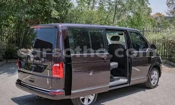اشتري مستعمل Volkswagen Caravelle Other سيارة في Maseru في Maseru اشتري مستعمل Volkswagen Caravelle Other سيارة في Maseru في Maseru