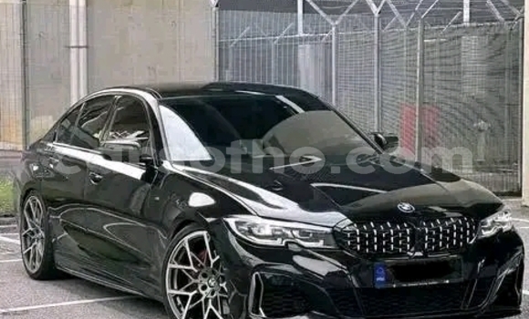 اشتري مستعمل BMW 3–Series Black سيارة في Maseru في Maseru
