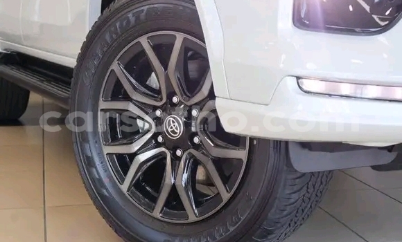 Buy Used Toyota Fortuner White Car in Maseru in Maseru Buy Used Toyota Fortuner White Car in Maseru in Maseru