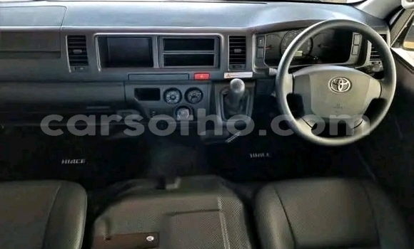 اشتري مستعمل Toyota Hiace White سيارة في Maseru في Maseru اشتري مستعمل Toyota Hiace White سيارة في Maseru في Maseru