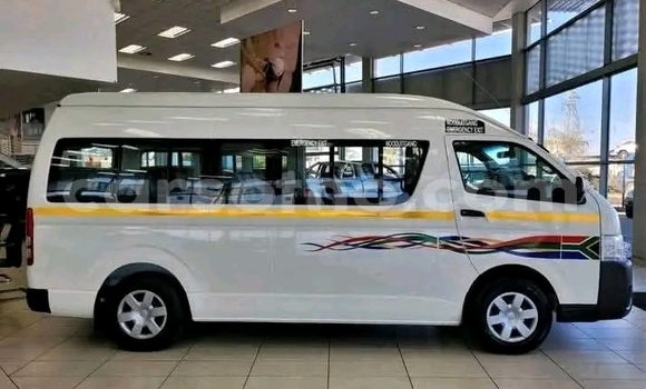 اشتري مستعمل Toyota Hiace White سيارة في Maseru في Maseru اشتري مستعمل Toyota Hiace White سيارة في Maseru في Maseru