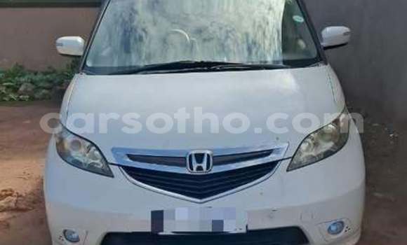 Sayi Na hannu Honda Accord White Mota in Maseru a Maseru Sayi Na hannu Honda Accord White Mota in Maseru a Maseru