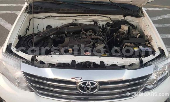 Buy Import Toyota Fortuner White Car in Import - Dubai in Maseru Buy Import Toyota Fortuner White Car in Import - Dubai in Maseru