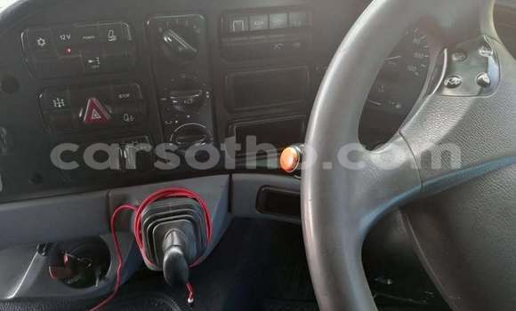 Sayi Na hannu Mercedes‒Benz 2628 White Babbar mota in Maseru a Maseru Sayi Na hannu Mercedes‒Benz 2628 White Babbar mota in Maseru a Maseru