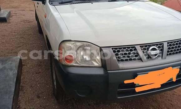 Buy Used Nissan NP 300 White Car in Maseru in Maseru
