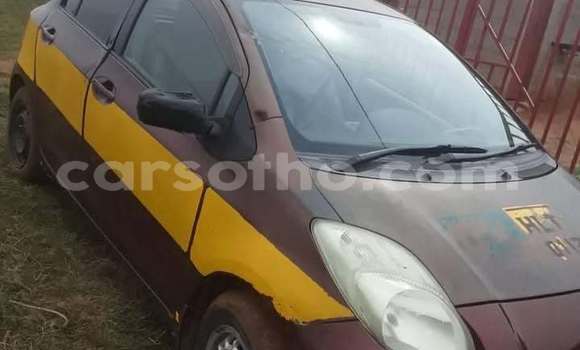 Sayi Na hannu Toyota Vitz Red Mota in Maseru a Maseru