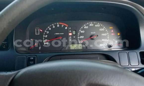 Sayi Na hannu Toyota Sienta White Mota in Maseru a Maseru Sayi Na hannu Toyota Sienta White Mota in Maseru a Maseru