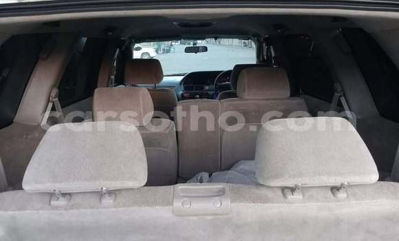 Sayi Na hannu Toyota Sienta White Mota in Maseru a Maseru Sayi Na hannu Toyota Sienta White Mota in Maseru a Maseru