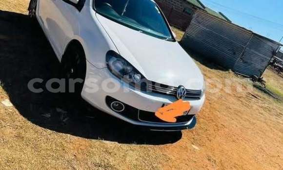 Sayi Na hannu Volkswagen Golf White Mota in Maseru a Maseru Sayi Na hannu Volkswagen Golf White Mota in Maseru a Maseru