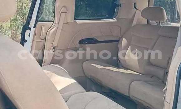 Sayi Na hannu Hyundai Grand Starex White Mota in Maseru a Maseru Sayi Na hannu Hyundai Grand Starex White Mota in Maseru a Maseru