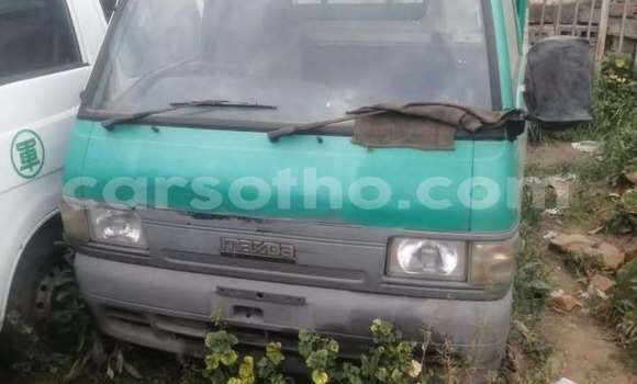 Sayi Na hannu Suzuki Carry Green Babbar mota in Maseru a Maseru Sayi Na hannu Suzuki Carry Green Babbar mota in Maseru a Maseru