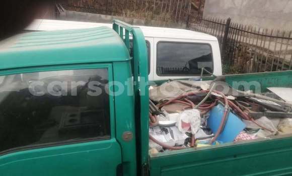 Sayi Na hannu Suzuki Carry Green Babbar mota in Maseru a Maseru Sayi Na hannu Suzuki Carry Green Babbar mota in Maseru a Maseru