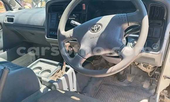 Acheter Occasion Voiture Toyota Hiace Blanc à Maseru, Maseru Acheter Occasion Voiture Toyota Hiace Blanc à Maseru, Maseru