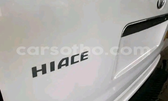 Acheter Occasion Voiture Toyota Grand HiAce Blanc à Maseru, Maseru Acheter Occasion Voiture Toyota Grand HiAce Blanc à Maseru, Maseru