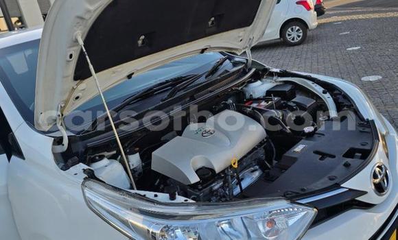 Sayi Na hannu Toyota Yaris White Mota in Maseru a Maseru Sayi Na hannu Toyota Yaris White Mota in Maseru a Maseru