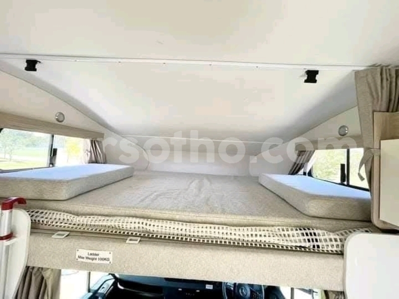 Big with watermark mercedes benz maybach s klasse maseru maseru 30948